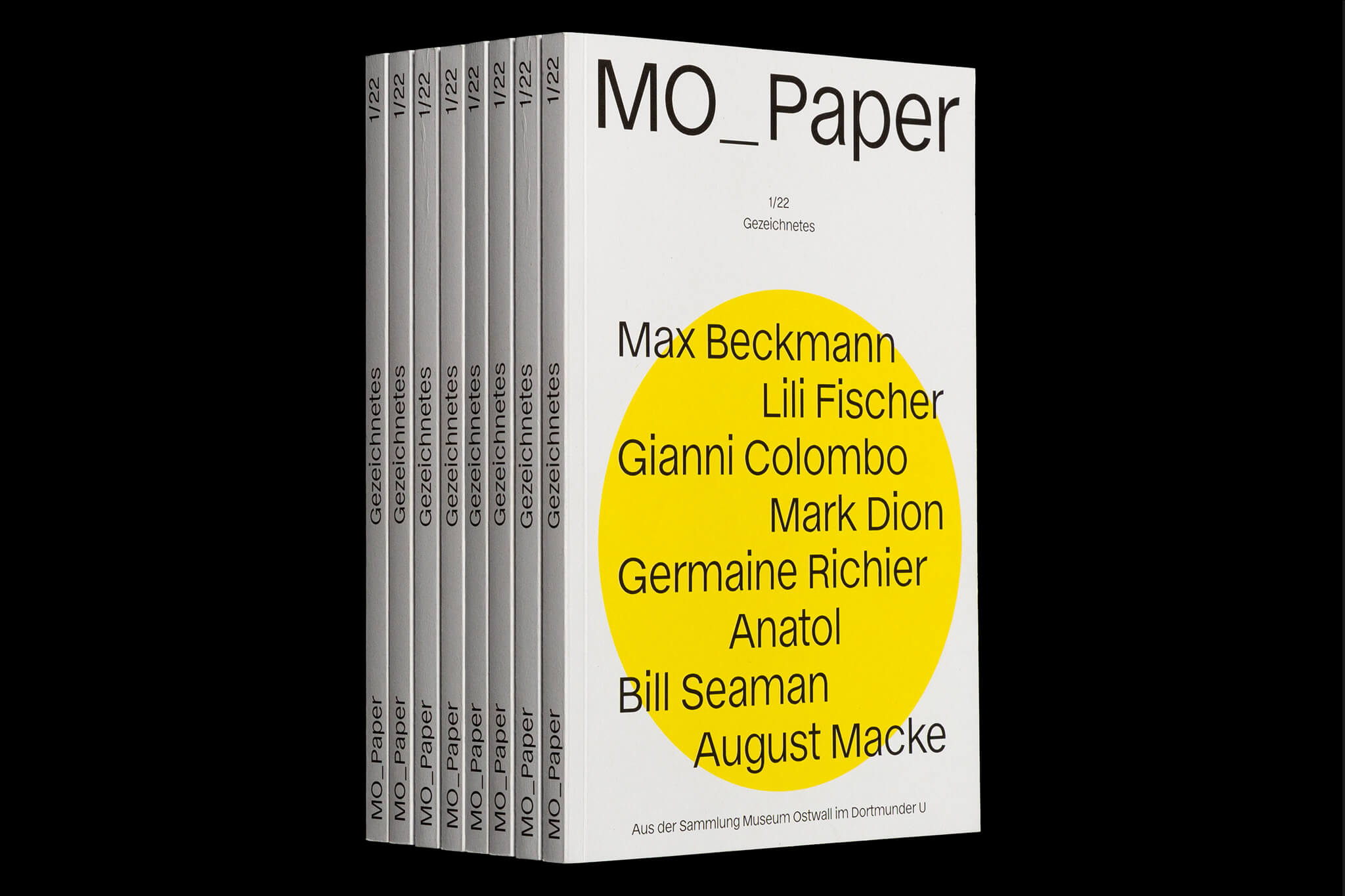 Magazinstapel mit gelbem Kreis/ Stack of the Magazine