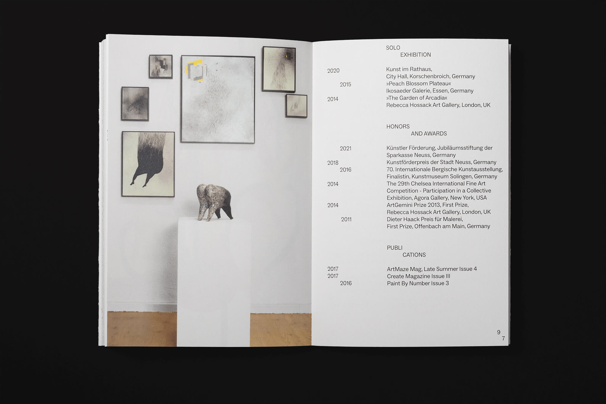 tabellarischer Lebenslauf der K&uuml;nstlerin / Curriculum vitae of the artist